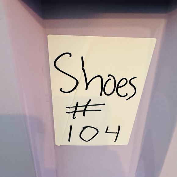 Volcom One Way Gray Studded Leather Slip On Shoes Women’s Size 7 - Picture 5 of 5